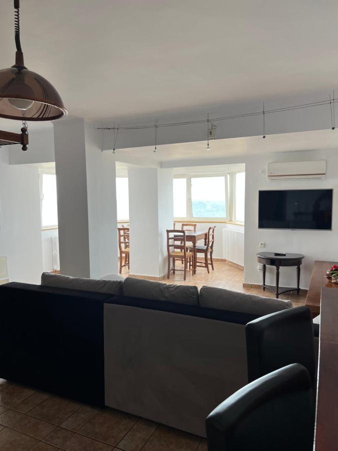 Panoramic Sea View Apartament *